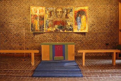 Almtunakyrkan, intérieur