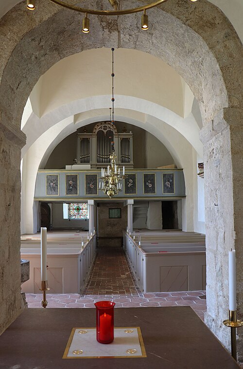 Hossmo kyrka, intérieur