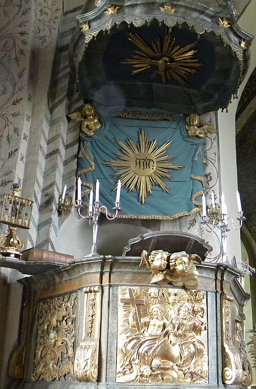 Tensta kyrka, interno