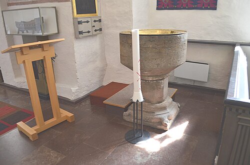 Kullerstads kyrka, interno