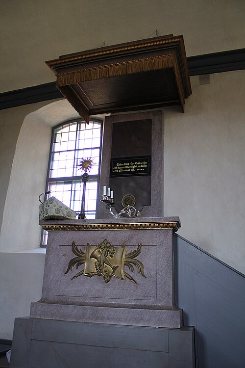 Angarns kyrka, intérieur