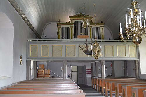 Velinga kyrka, interno