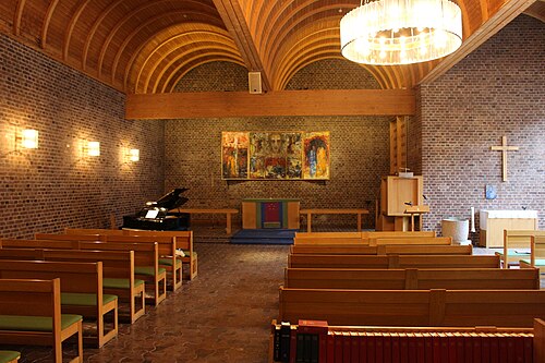 Almtunakyrkan, intérieur