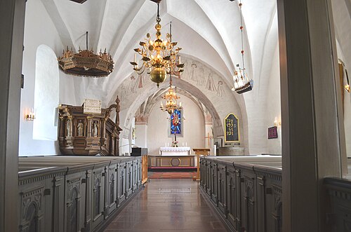 Kullerstads kyrka, interno