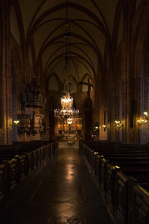 S:ta Maria kyrka, intérieur
