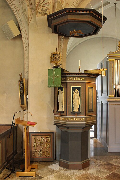 Vänge kyrka, interno