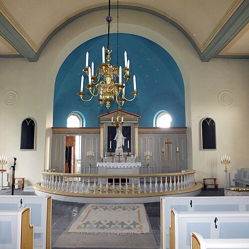 Kverrestads kyrka, interno