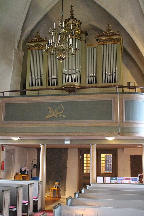 Frustuna kyrka, interno