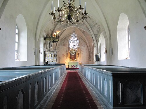 Vallby kyrka, interno