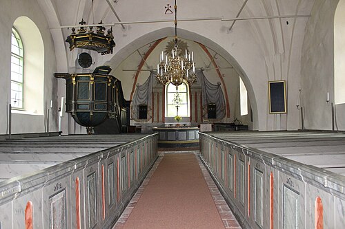 Hacksta kyrka, interno