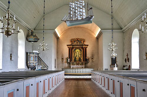 Smedby kyrka, interno