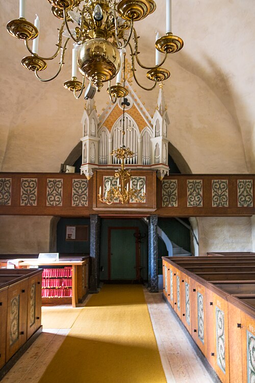 Sundre kyrka, interno
