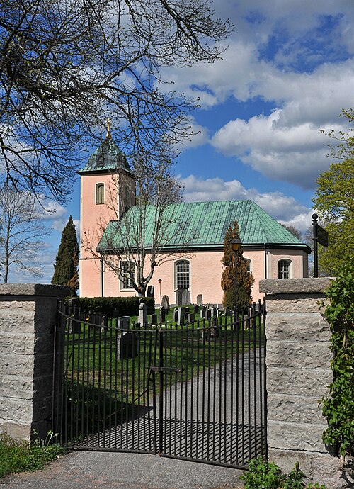 Lännäs kyrka
