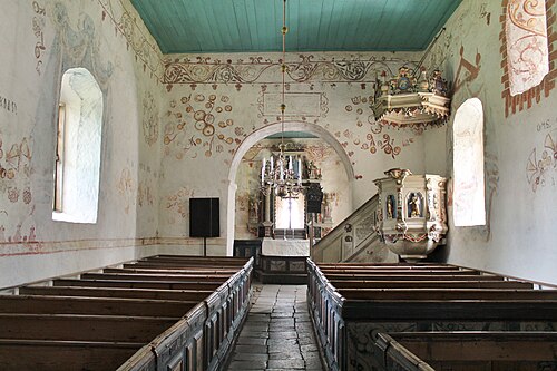 Vederslövs gamla kyrka, interno