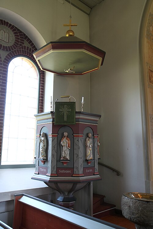 Ornunga kyrka, intérieur