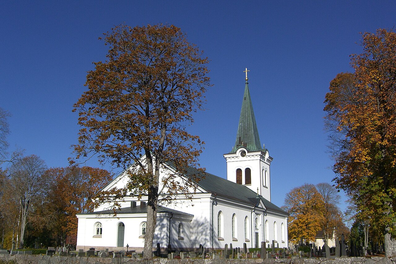 Älmeboda kyrka