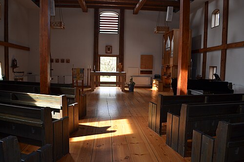 Mikaelskyrkan, interno