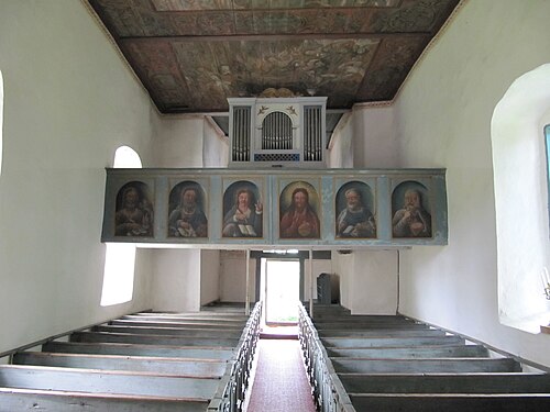 Vallsjö gamla kyrka, interno