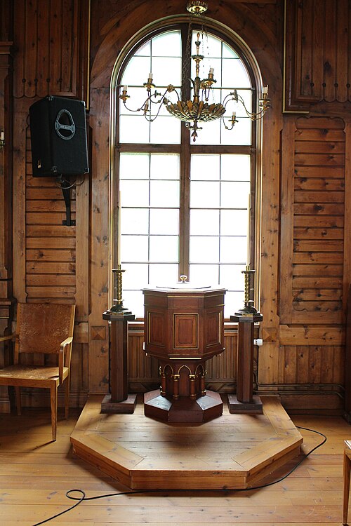 Ljusne kyrka, interno