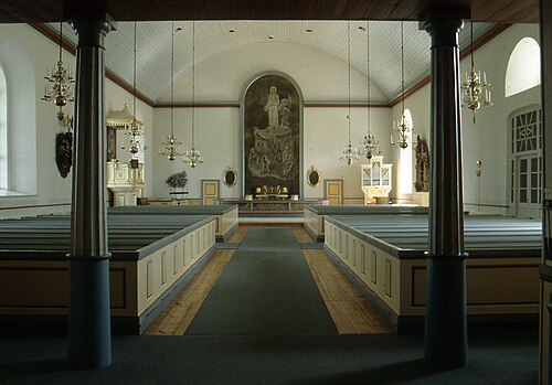 Målilla-Gårdveda kyrka, interno