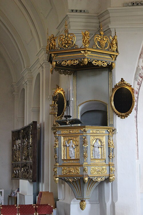 Bälinge kyrka, interno