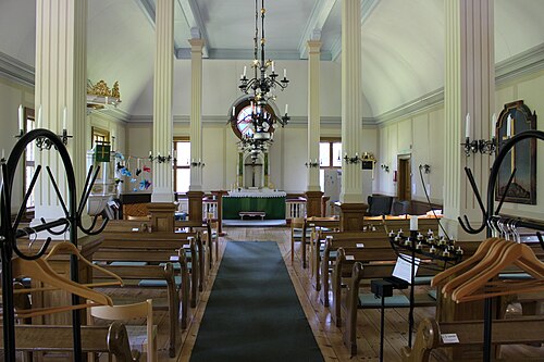 Karlholms kyrka, interno