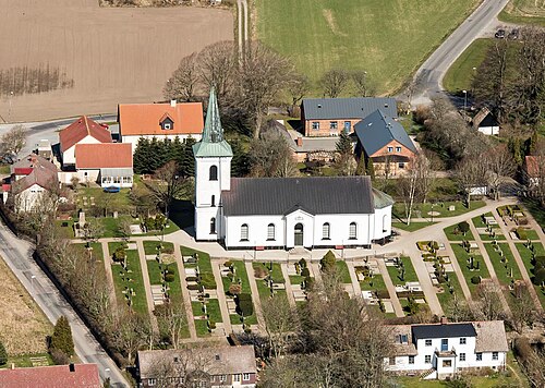 Kverrestads kyrka