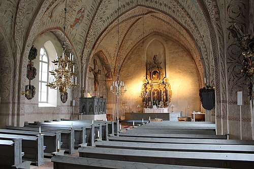 Håtuna kyrka, interno