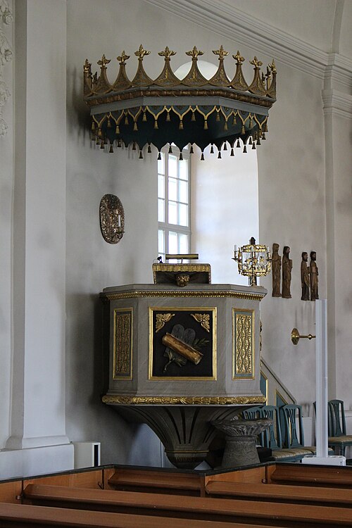 Nora kyrka, interno