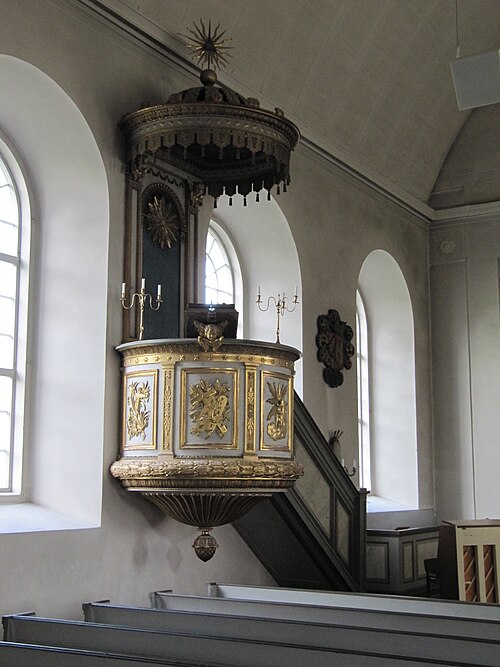Röks kyrka, interno