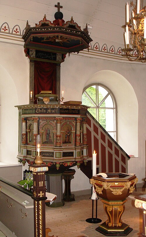 Steninge kyrka, interno