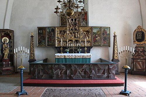 Hökhuvuds kyrka, interno