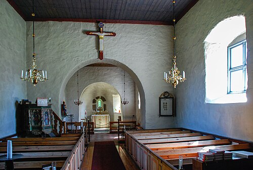 Hjälmseryds gamla kyrka, intérieur