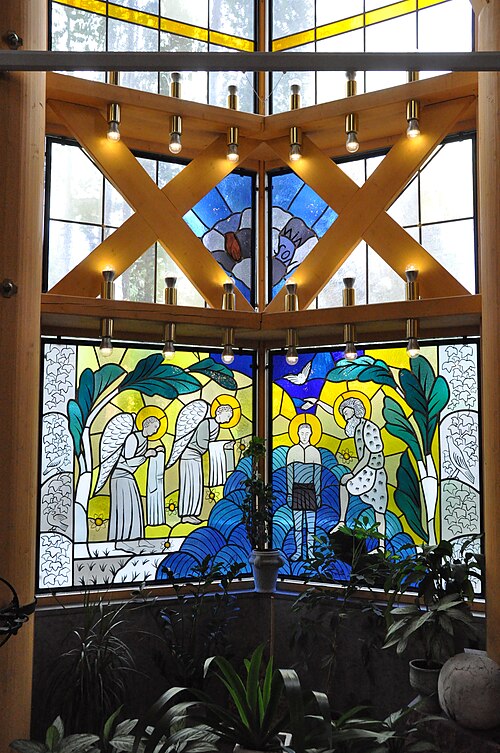 Heliga Ljusets kyrka, interno