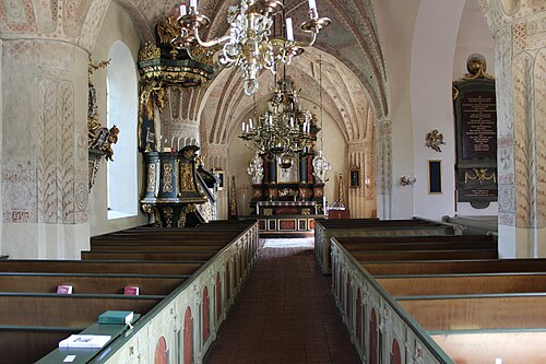 Films kyrka, interno