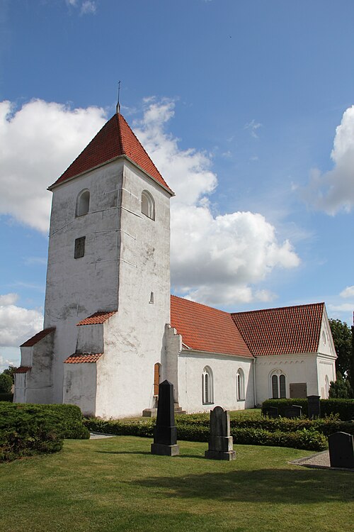 Hällestad kyrka
