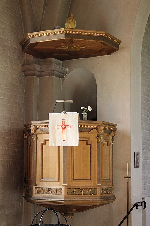 Nathanaelskyrkan, interno