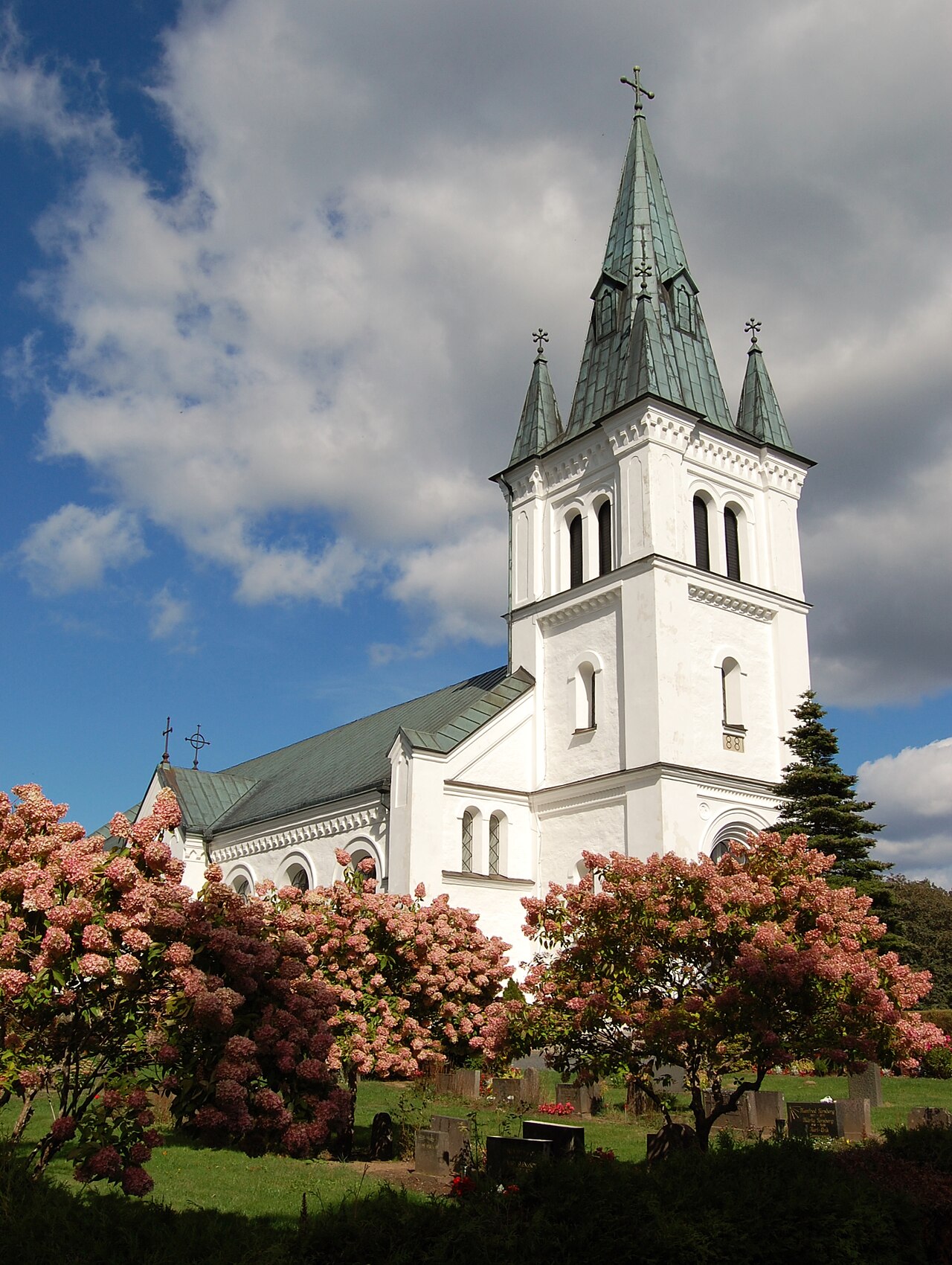 Ringamåla kyrka