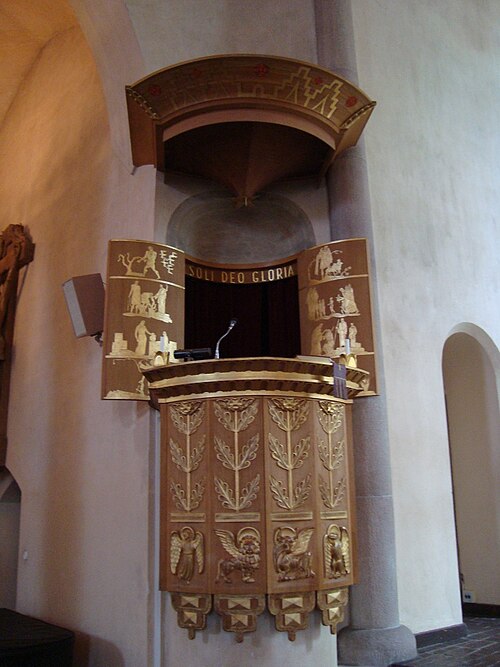Sandvikens kyrka, interno