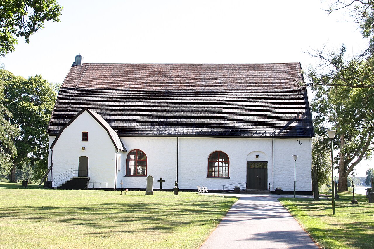 Vissefjärda kyrka