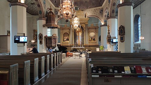 Caroli kyrka, interno