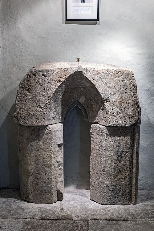 Fullösa kyrka, interno