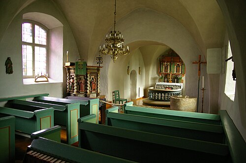 Luttra kyrka, interno