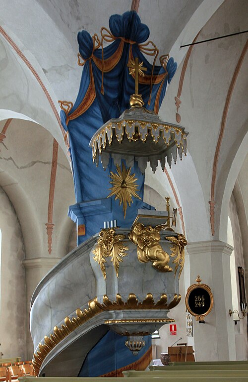 Söderbärke kyrka, interno