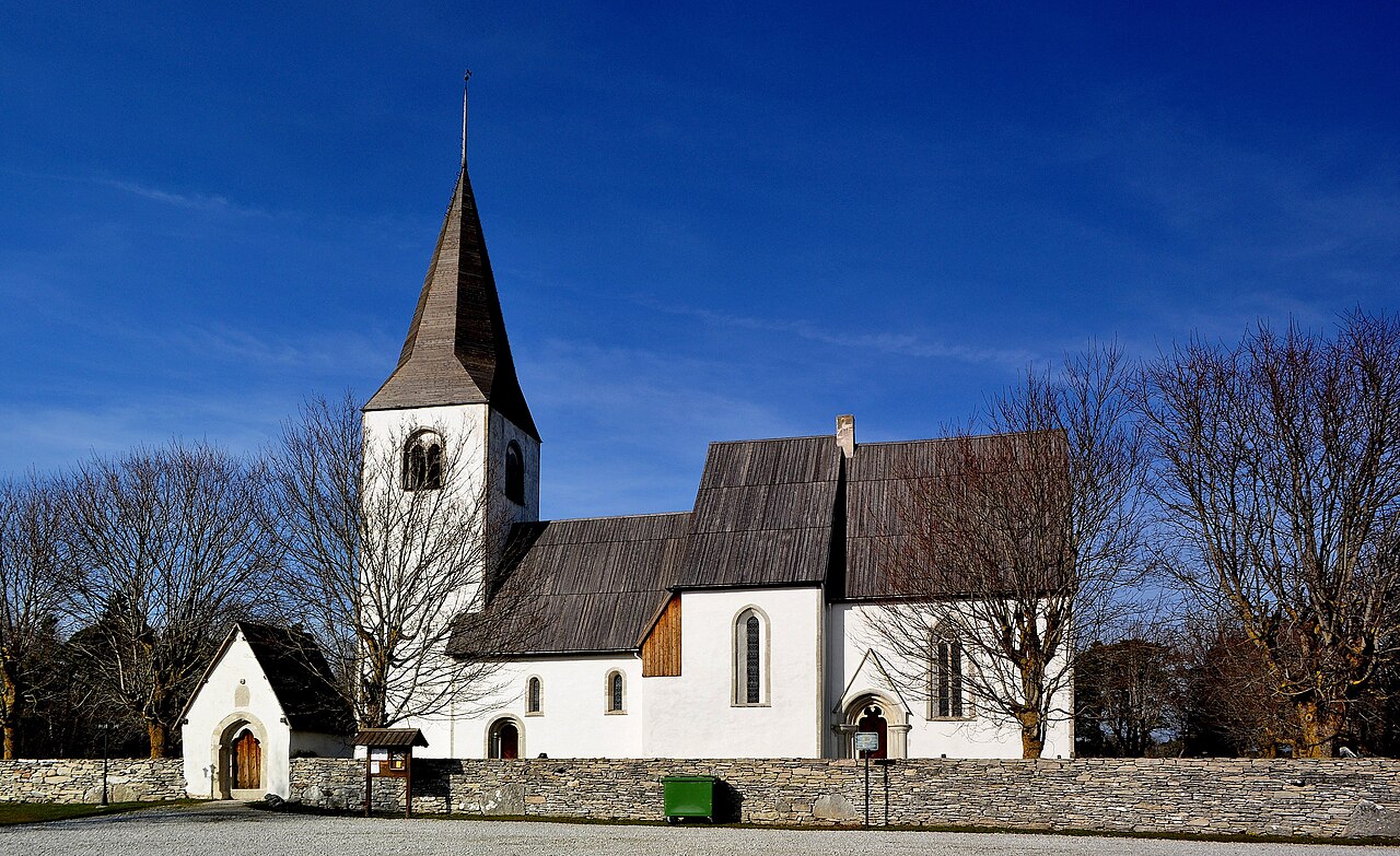 Vallstena kyrka
