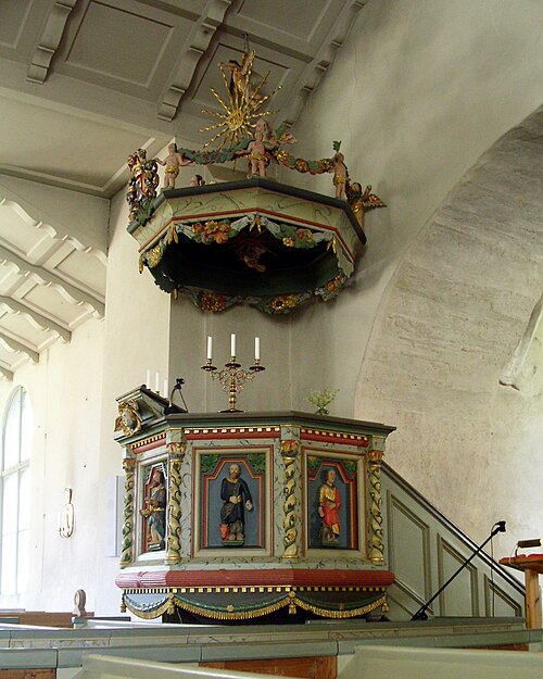 Asby kyrka, interno