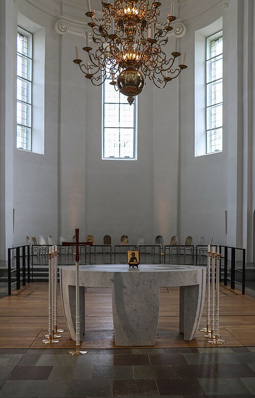 Fredrikskyrkan, intérieur