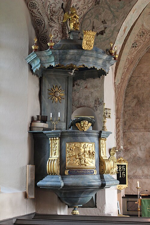 Stavby kyrka, interno