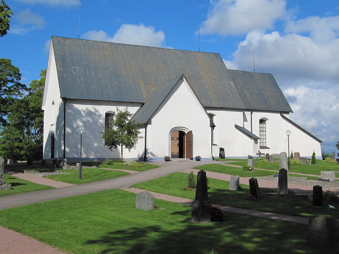 Villberga kyrka