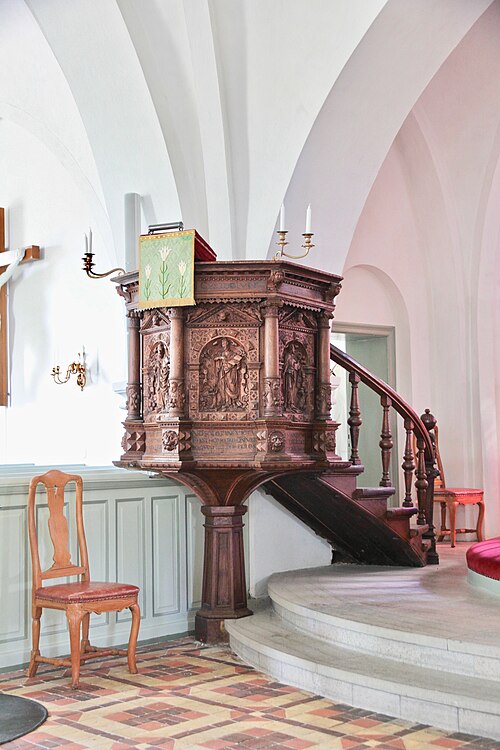 Villie kyrka, interno